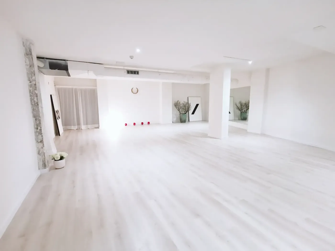 sala yogaone surya